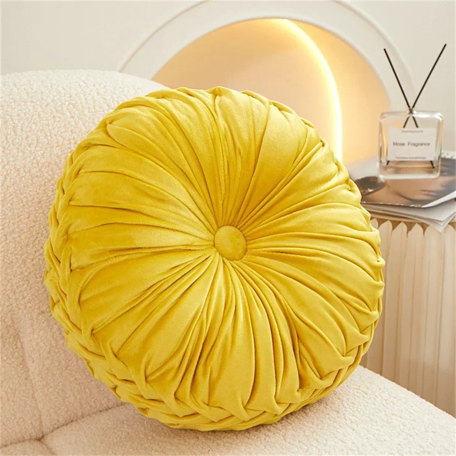 Throw Pillow for Couch Decorative 3D Pumpkin Vehicle Wheel Round Velvet Cushion